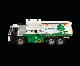 LEGO® Technic 42167 - Боклукчийски камион Mack® LR Electric