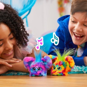 Interactive mini plush Furby , more than 45 sounds and phrases