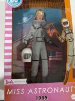 Колекционерска кукла Barbie Miss Astronaut  1965, репродукция