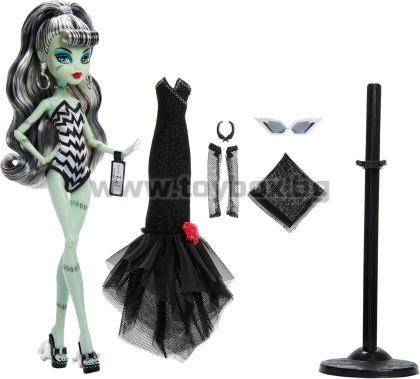 Колекционерска кукла Monster High Skullector Frankie Stein x Barbie