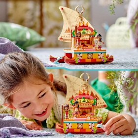 LEGO® Disney Princess™ 43210 - Лодката на Ваяна