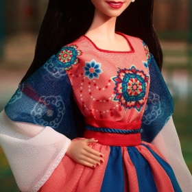 Колекционерска кукла Barbie - лунната нова година 2023