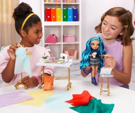Комплект с кукла Rainbow High - Dream & Design Fashion Studio с кукла Скайлър