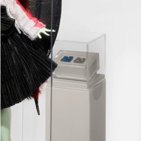 Колекционерска кукла Off-White c/o Monster High Raven Rhapsody