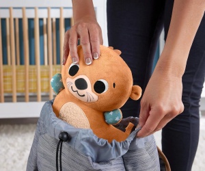 Плюшена сензорна играчка вид за игра по корем 2 в 1 Fisher Price