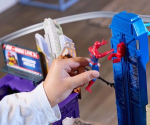 Спайдърмен - Venom Versus: Игрален комплект „Град на паяжините“