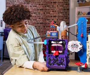 Спайдърмен - Venom Versus: Игрален комплект „Град на паяжините“