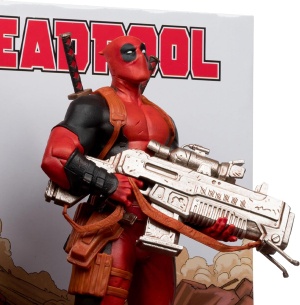 Колекционерска фигурка на Marvel Collection 1/6 Deadpool (Deadpool #1) 27 см