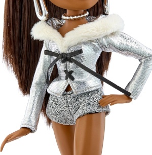 Колекционерска кукла Bratz Charmz Sasha с гривна и висулка