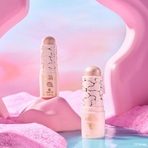 Essence Хайлайтър стик  Disney THE LITTLE MERMAID 