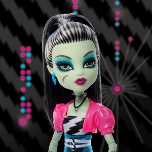 Репродукция на куклата Frankie Stein от Monster High Dawn of the Dance