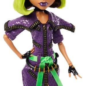 Репродукция на куклата  Monster High Dawn of the Dance Clawdeen Wolf